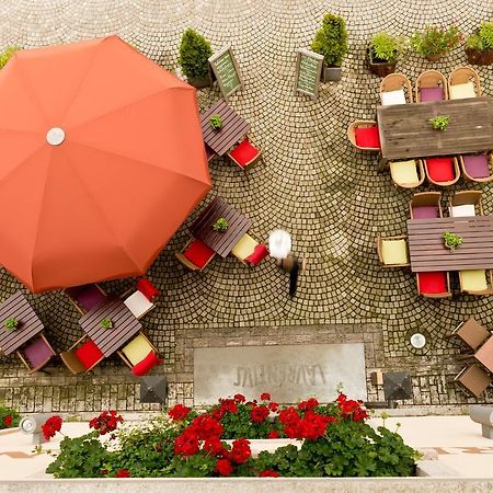 Hotel Laurentius Weikersheim Extérieur photo