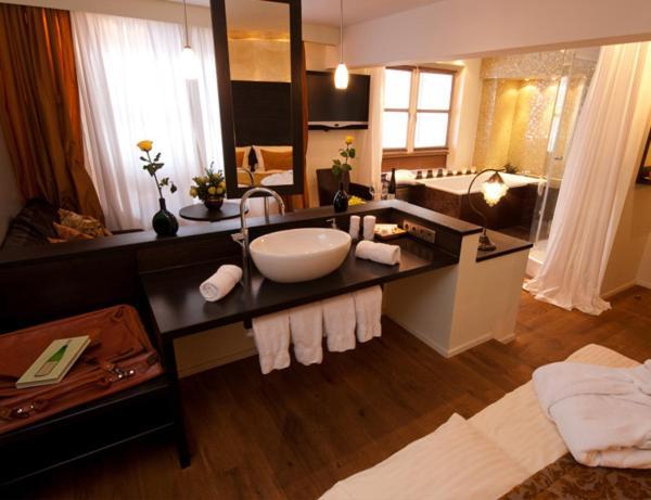 Hotel Laurentius Weikersheim Extérieur photo