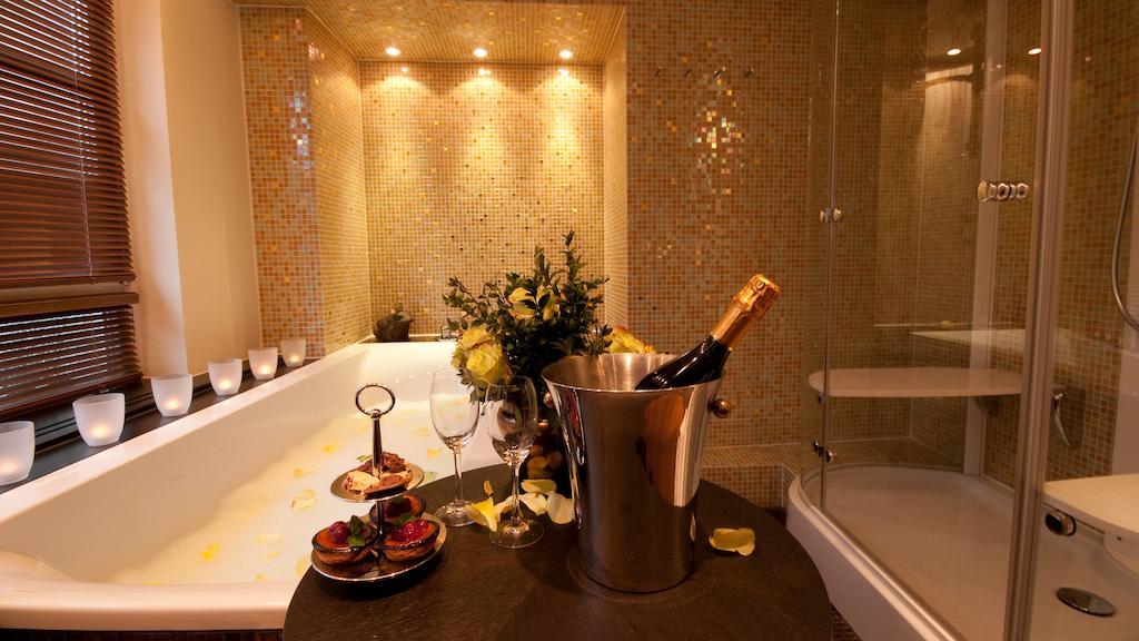 Hotel Laurentius Weikersheim Extérieur photo
